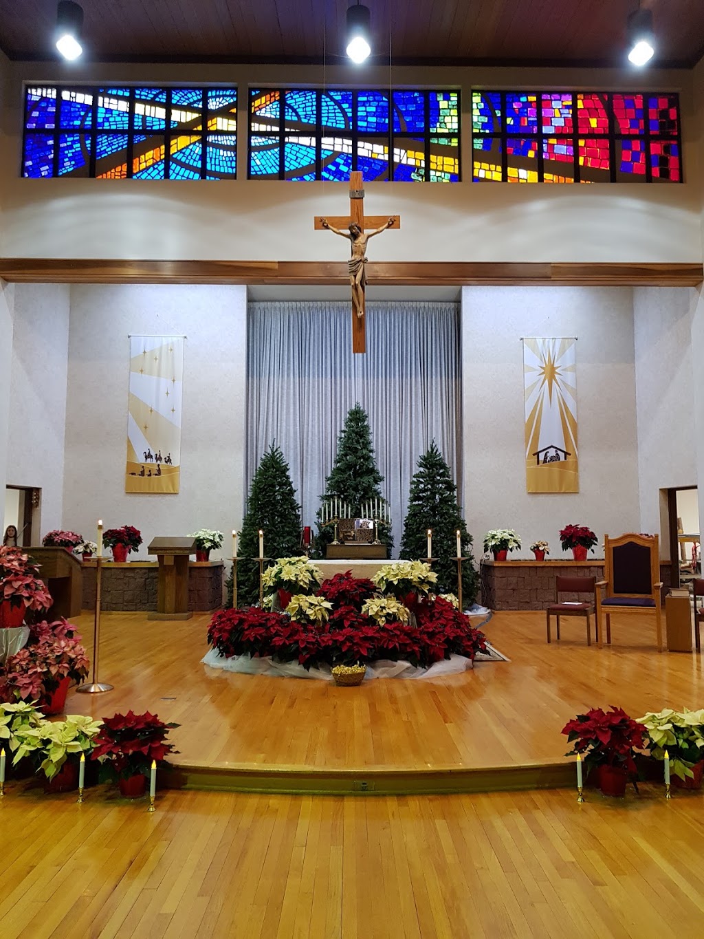 St John Vianney Rc Church | 2950 Southwestern Blvd, Orchard Park, NY 14127, USA | Phone: (716) 674-9133