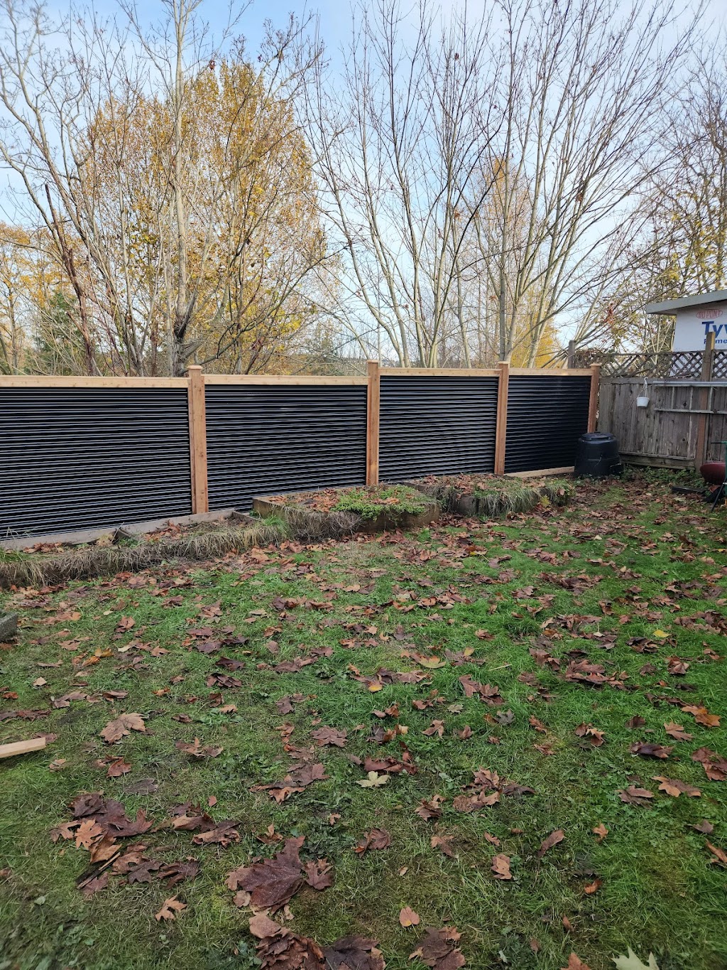 K&J Fencing | 1022 Hecker Rd, Courtenay, BC V0R 2M0, Canada | Phone: (250) 871-1178