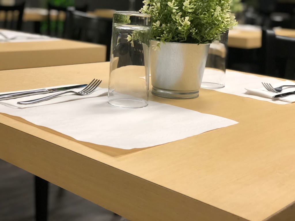 Restaurant Kay Toto | 3000 Boulevard des Laurentides, Laval, QC H7K 3K7, Canada | Phone: (450) 669-8686