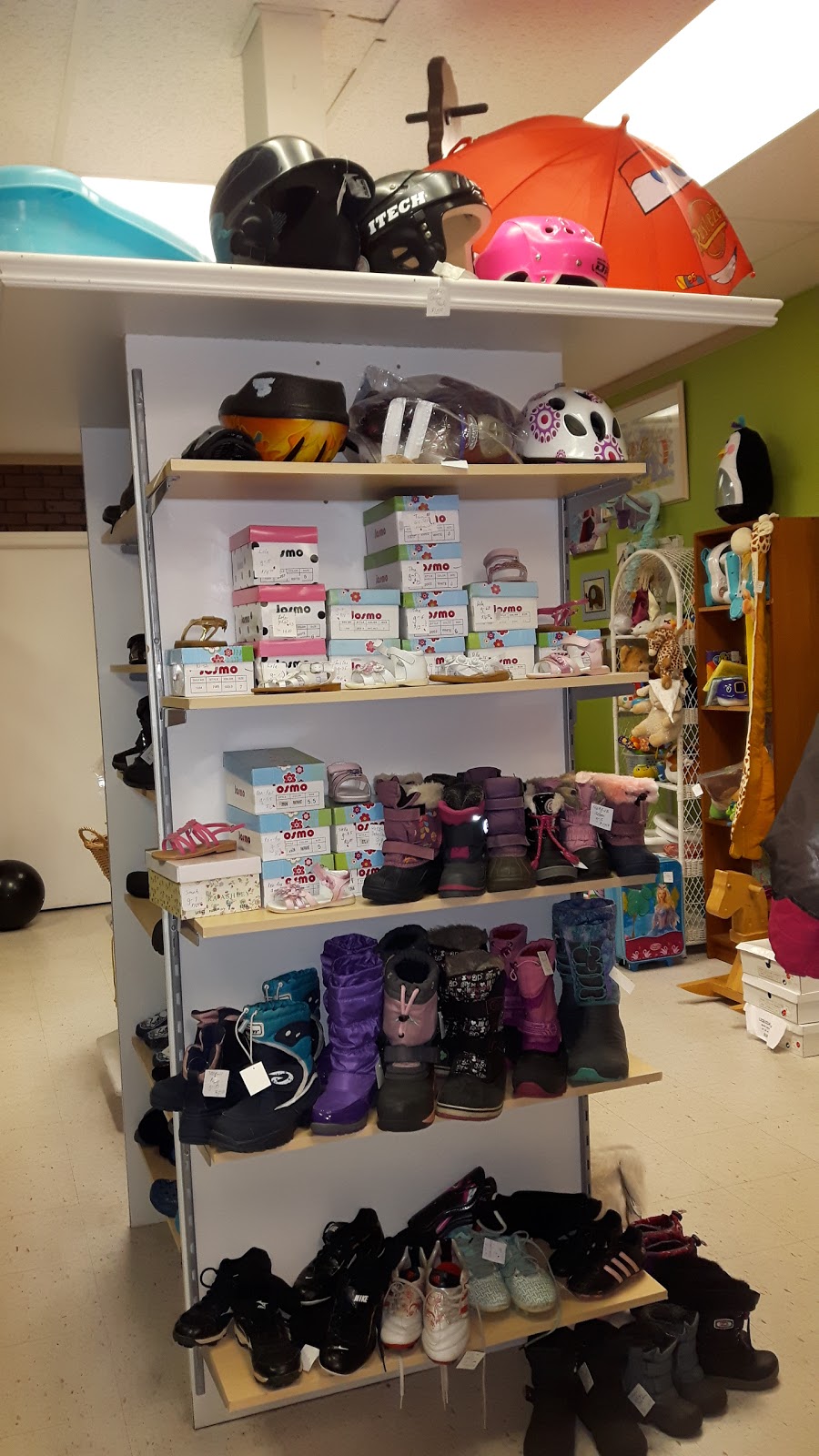 Lili Bella | 540 Boulevard Adolphe-Chapleau, Bois-des-Filion, QC J6Z 1K5, Canada | Phone: (450) 508-3065