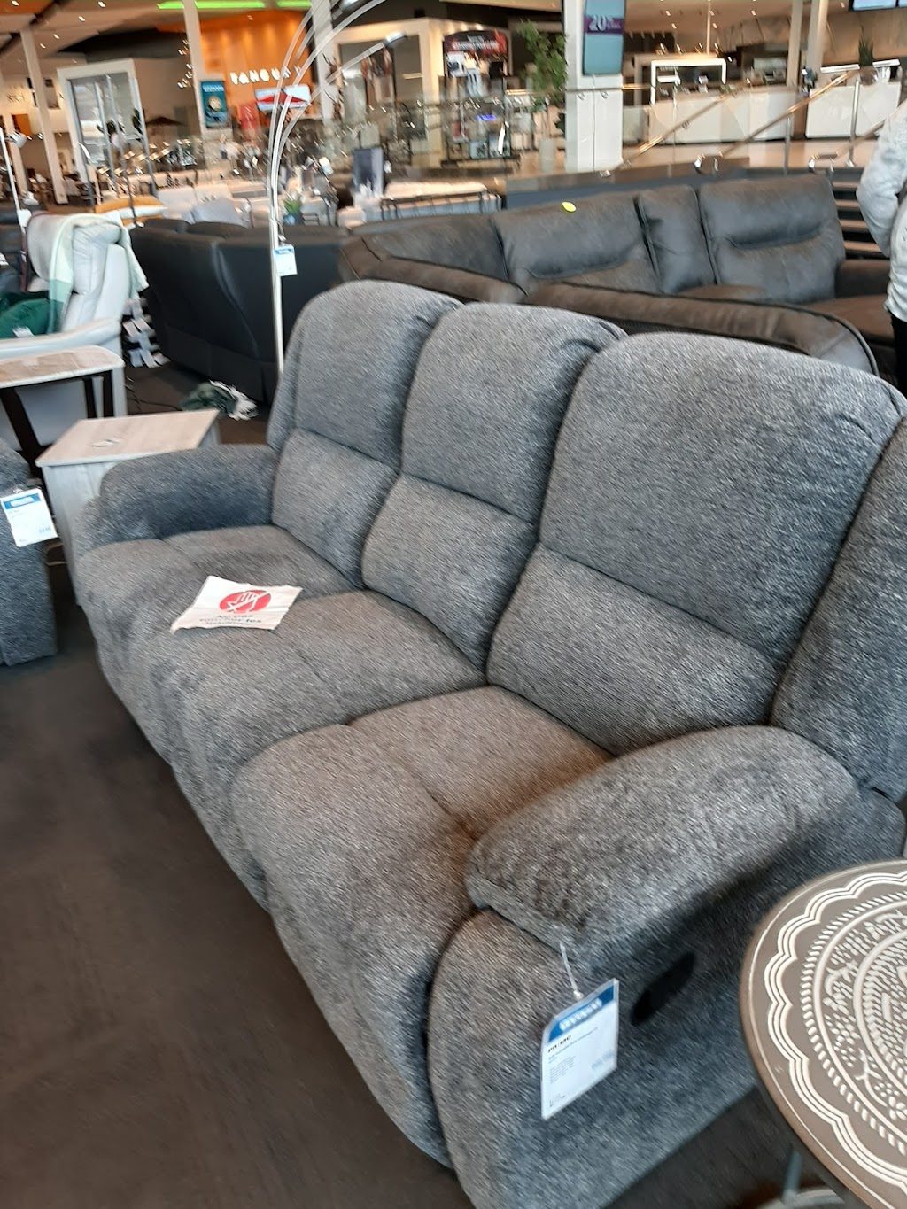 Ameublements Tanguay - Lévis | 1600 Bd Alphonse-Desjardins, Lévis, QC G6V 0G9, Canada | Phone: (800) 826-4829