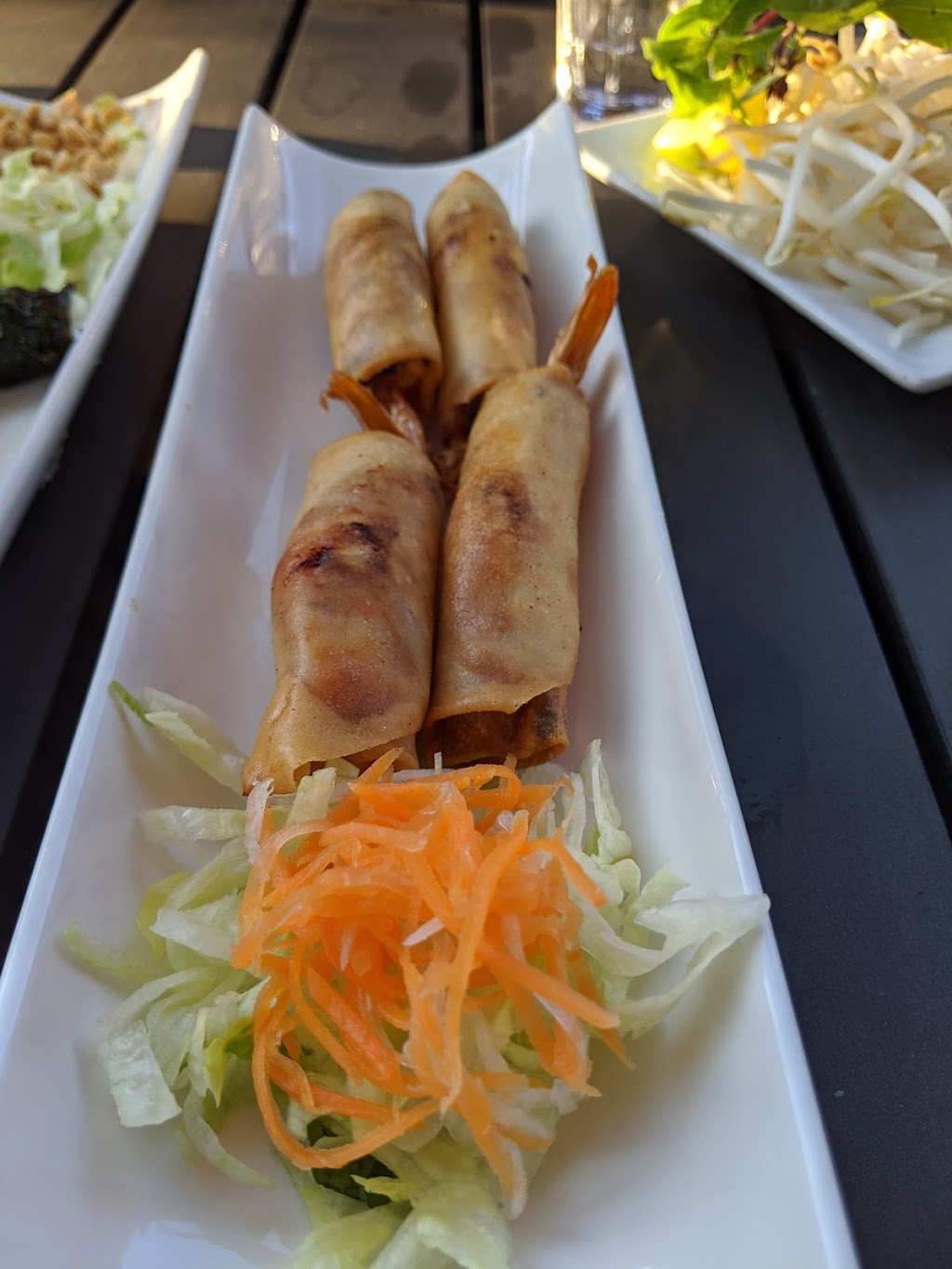 Pho Phuong Vietnamese Restaurant | 1603 Dundas St W, Toronto, ON M6K 1T9, Canada | Phone: (416) 536-3030