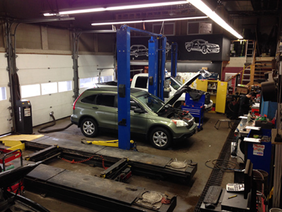 Ravine Auto Repair Centre | 301 Port Union Rd, Scarborough, ON M1C 2L3, Canada | Phone: (416) 281-1334