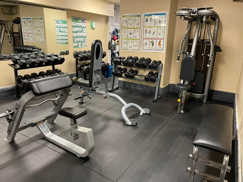 Renfrew Recreation Centre | 67 Argyle St S, Renfrew, ON K7V 1T2, Canada | Phone: (613) 432-3131