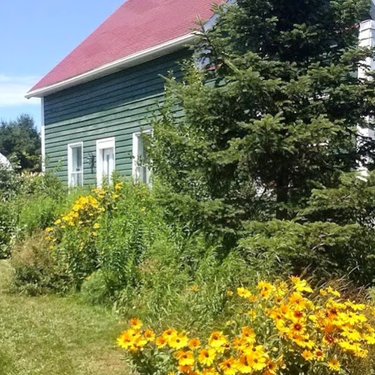 Gîte touristique Les trois étangs | 12 Chemin du Petit Québec, La Patrie, QC J0B 1Y0, Canada | Phone: (819) 888-0210