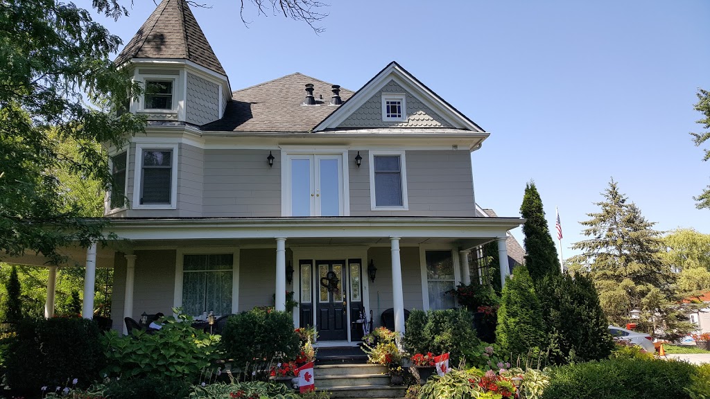 Everheart Country Manor | 137 Queenston St, Queenston, ON L0S 1L0, Canada | Phone: (866) 284-0544
