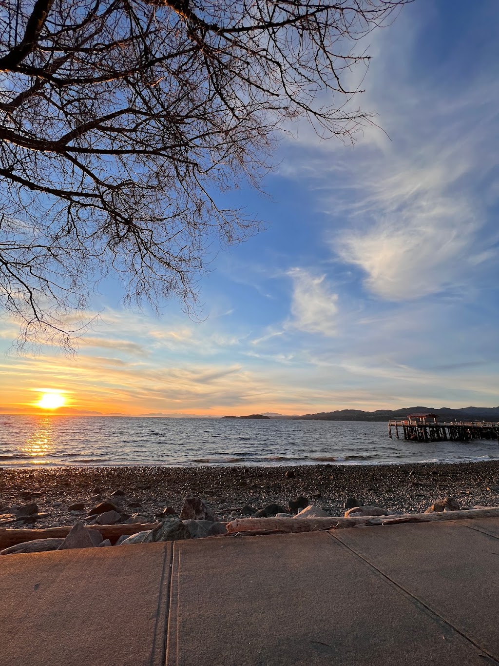 Davis Bay Park Public Dock | 4757 Sunshine Coast Hwy, Sechelt, BC V0N 3A2, Canada | Phone: (604) 885-1986