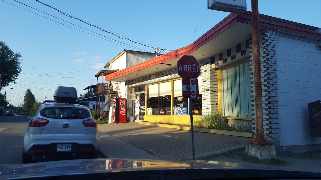 Marché Richelieu - Marché Huberdeau | 146 Rue Principale, Huberdeau, QC J0T 1G0, Canada | Phone: (819) 687-3123