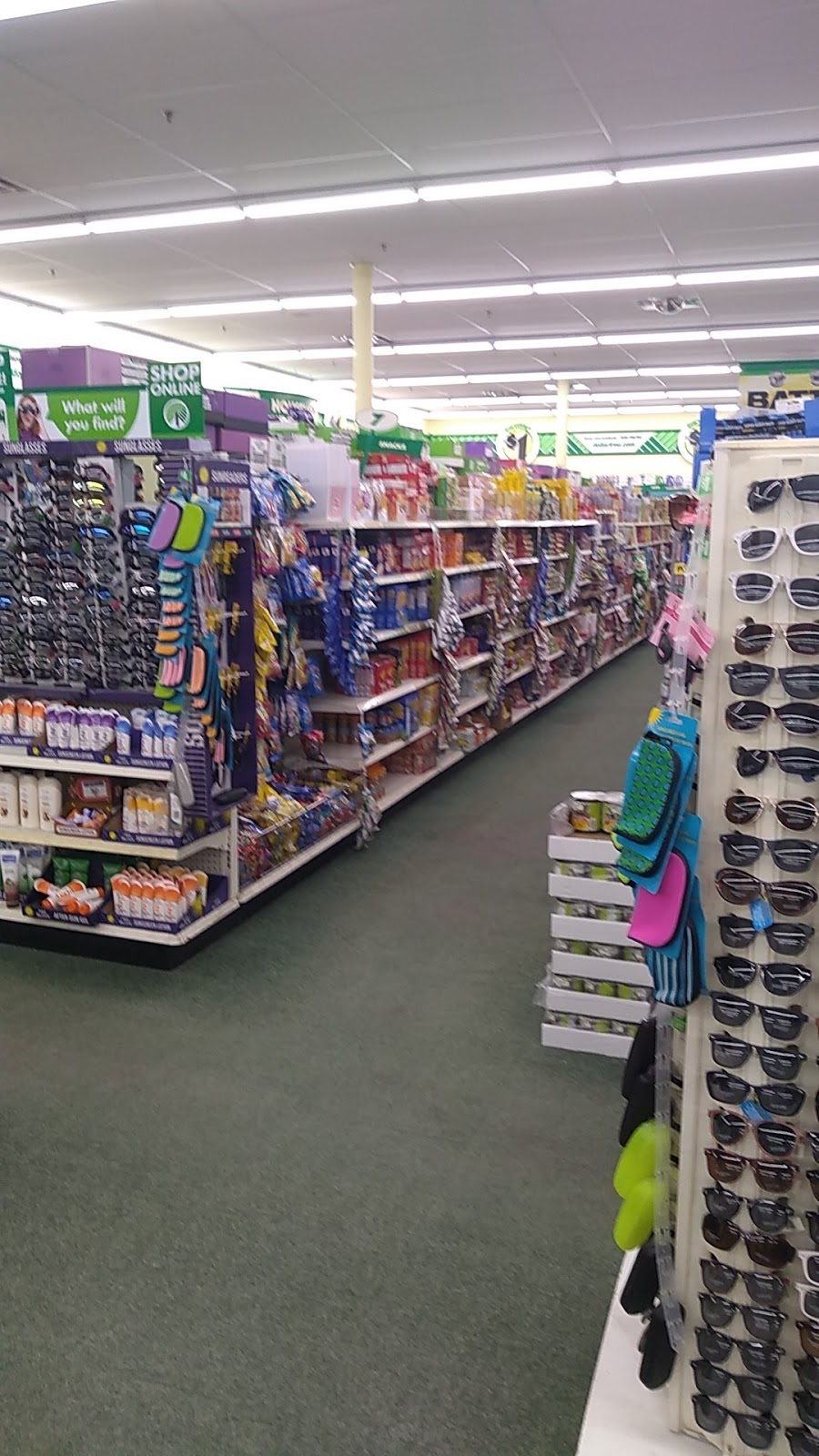 Dollar Tree | 4338 US-5, Derby, VT 05829, USA | Phone: (802) 334-8345