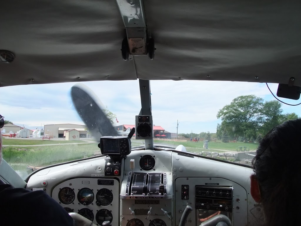 Lake Country Airways | 6422 Blue Bird St, Orillia, ON L3V 6H6, Canada | Phone: (705) 325-9838