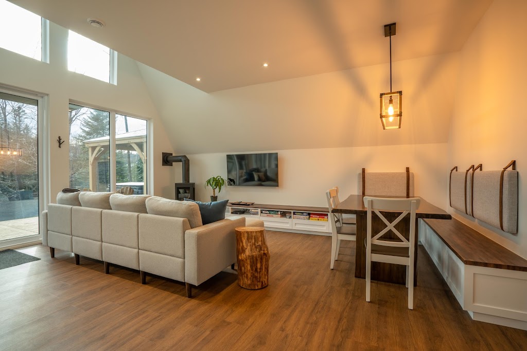 Chalet A-Frame du Nord | 80 Rang St Vincent, Sainte-Béatrix, QC J0K 1Y0, Canada | Phone: (819) 818-6866