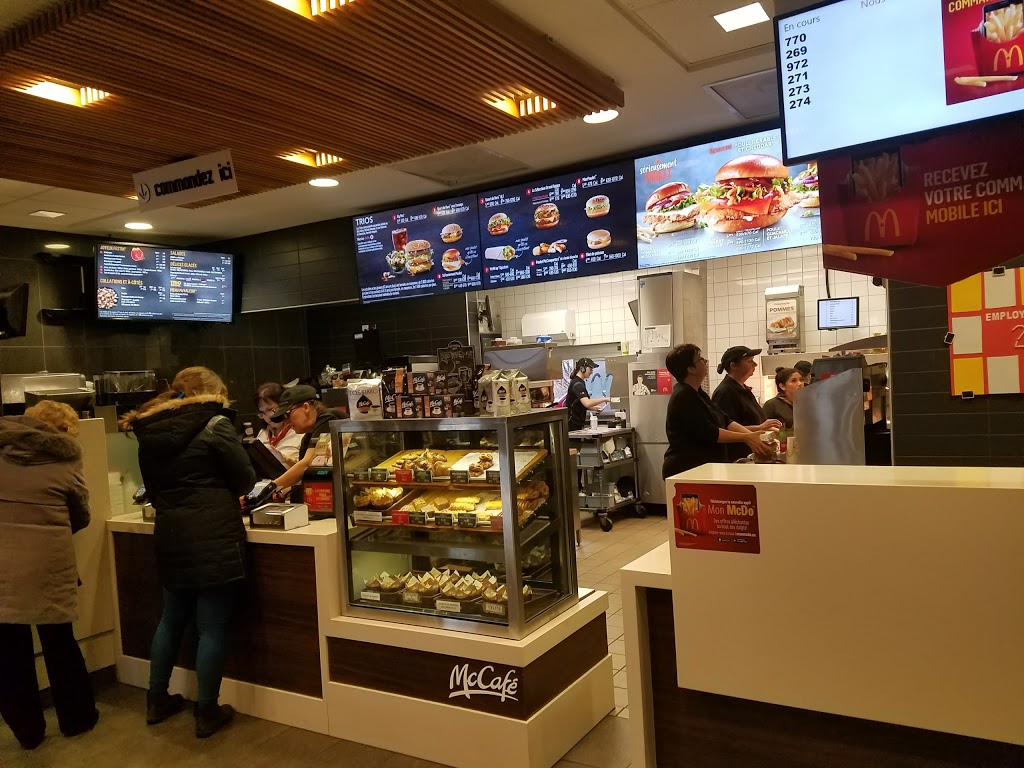 McDonalds | 50 Rue Brunet, Mont-Saint-Hilaire, QC J3G 4S6, Canada | Phone: (450) 446-1333