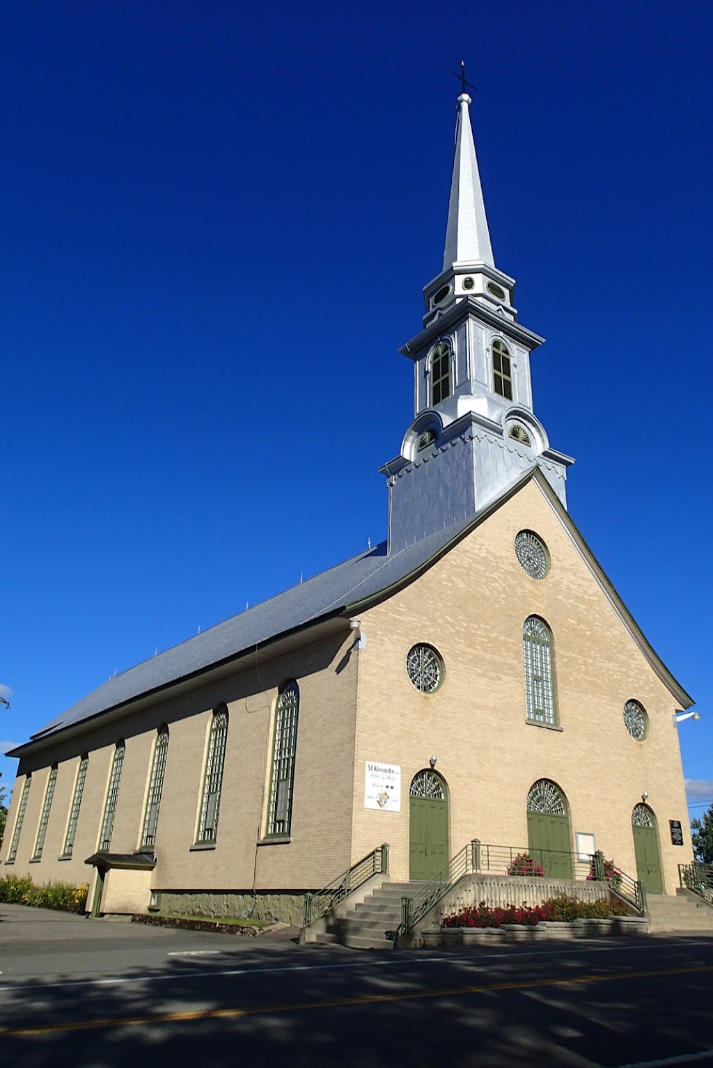 Church of Saint-Alexandre-de-Kamouraska | 692 QC-289, Saint-Alexandre-de-Kamouraska, QC G0L 2G0, Canada | Phone: (418) 862-2805 ext. 330