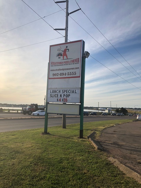 Stratford Pizza Corner | 1 Hopeton Rd, Stratford, PE C1B 1T6, Canada | Phone: (902) 894-5555