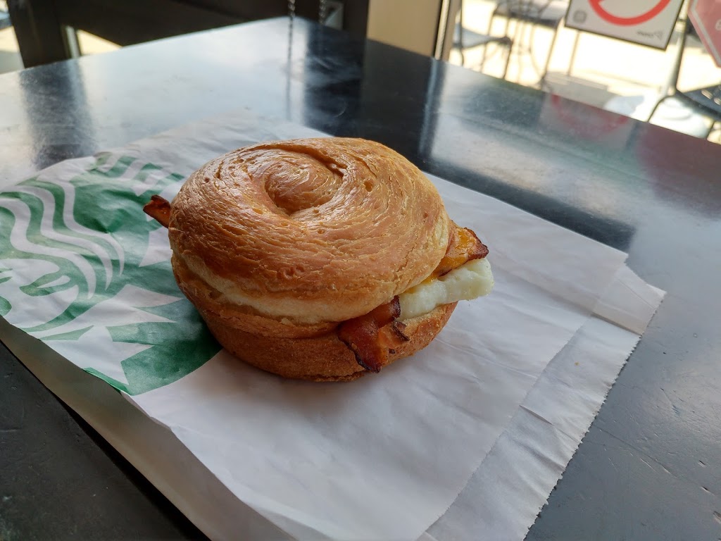 Starbucks | 200, 1170 Fischer-Hallman Rd #20, Kitchener, ON N2E 3V7, Canada | Phone: (519) 749-0221