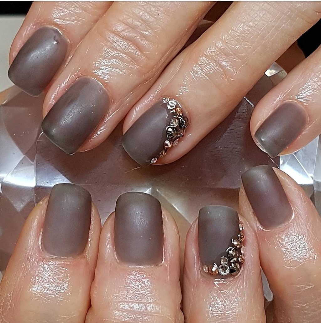 Sweet Points Nail Studio | 263 Rouge Rd, Winnipeg, MB R3K 1J7, Canada | Phone: (204) 960-5882