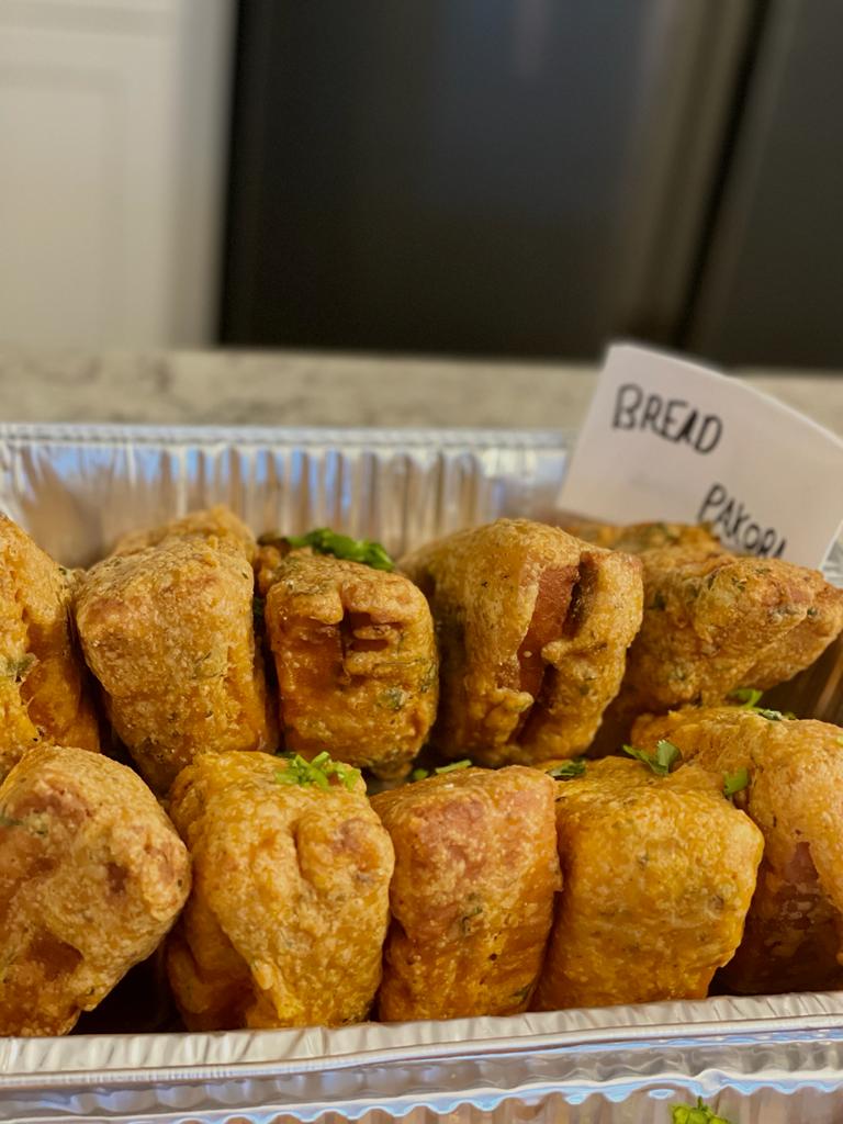 The Shrutis Kitchen | 15 Waterbow Trl, Kitchener, ON N2A 0K6, Canada | Phone: (647) 836-5006