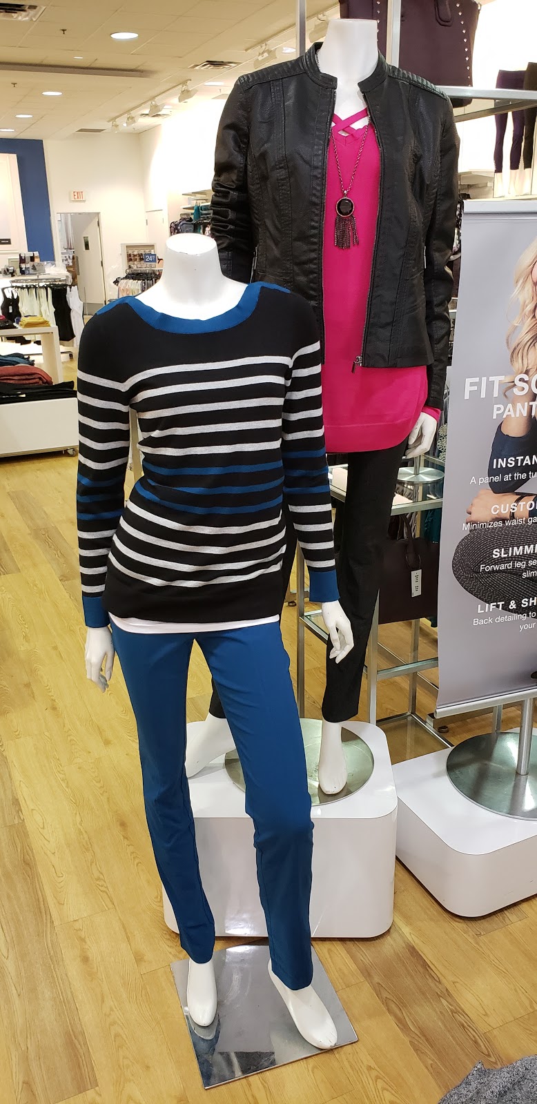 Rickis | Georgian Mall, 509 Bayfield St, Barrie, ON L4M 4Z8, Canada | Phone: (705) 726-4888