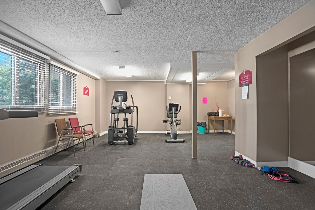 Edgemont Heights Apartment Homes | 423 Pendygrasse Rd, Saskatoon, SK S7M 4Z2, Canada | Phone: (306) 978-0004