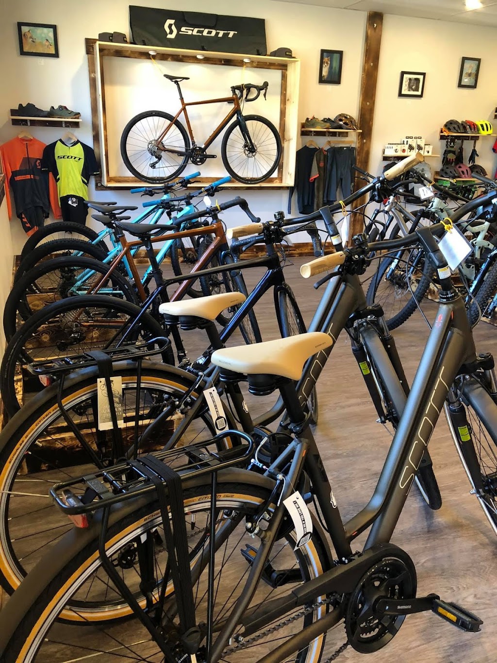 Big Grin Bikes | 234 W 2nd Ave, Qualicum Beach, BC V9K 0A4, Canada | Phone: (250) 752-0025