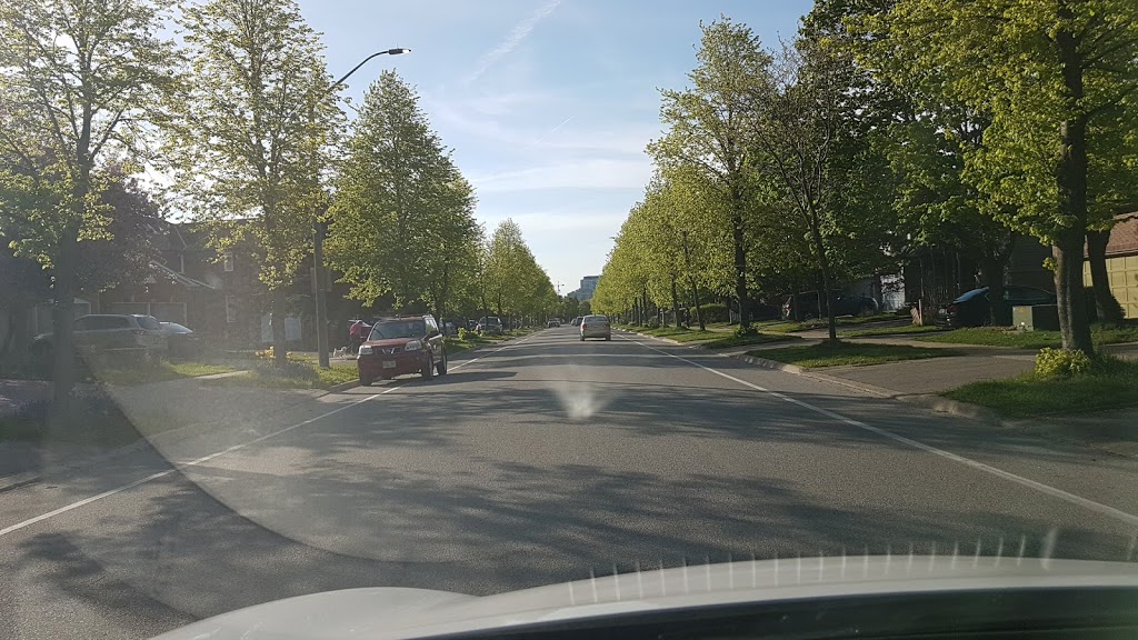 Middlebury Green Park | 5510 Middlebury Dr, Mississauga, ON L5M 5G7, Canada