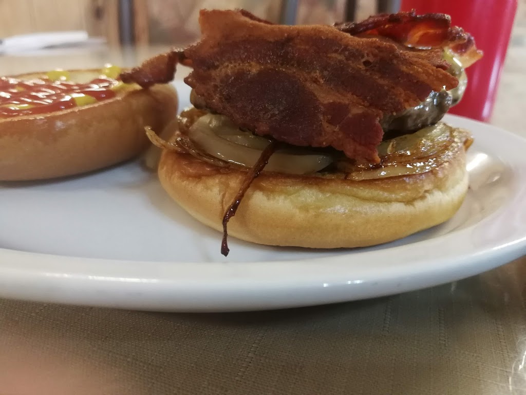 Home Style Restaurant And Motel | 403 Trans-Canada Hwy, Walford, ON P0P 2E0, Canada | Phone: (705) 844-1842