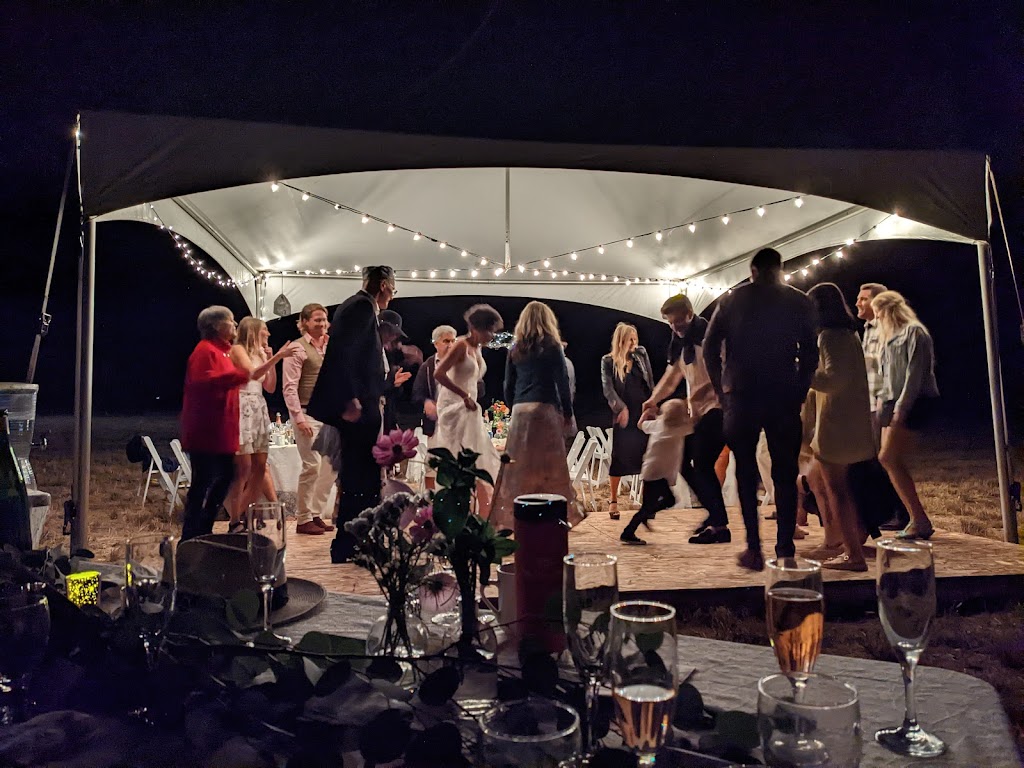 A Lifetime to Celebrate | 1155 Webdon Rd, Courtenay, BC V9N 9K7, Canada | Phone: (236) 255-3407