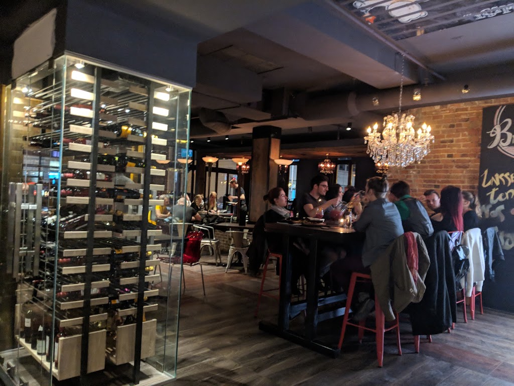 Complexe Sky | 1478 Rue Sainte-Catherine E, Montréal, QC H2L 2J1, Canada | Phone: (514) 529-6969