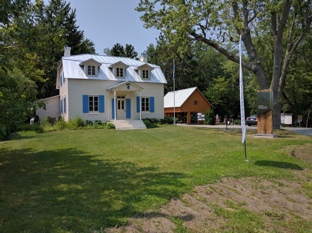 Maison Félix-Leclerc de Vaudreuil | 186 Chemin de lAnse, Vaudreuil-Dorion, QC J7V 8P3, Canada | Phone: (450) 510-2840