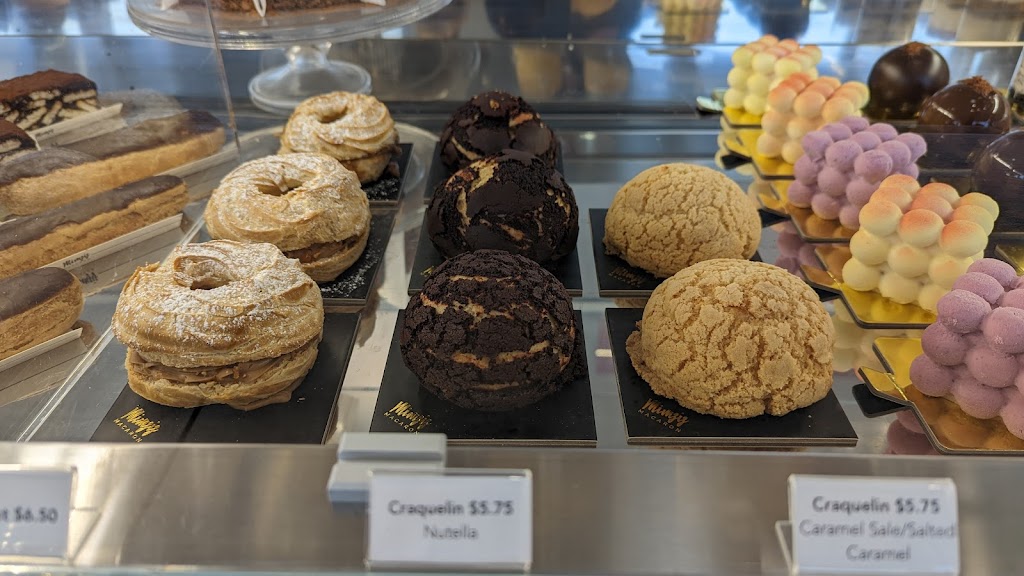 Mimziz Macaron | 504 Champlain St, Dieppe, NB E1A 1P4, Canada | Phone: (506) 855-4615