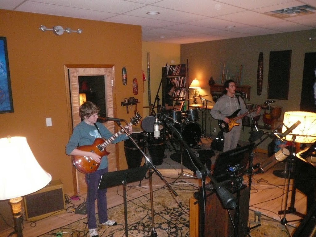 Soundwave Studio | 11276 135 St, Surrey, BC V3R 2Z7, Canada | Phone: (604) 589-0419