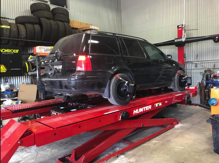 Garage Spécialités Importées GSI - Mercedes BMW Audi | 652 Bd du Saguenay O, Chicoutimi, QC G7J 1A2, Canada | Phone: (418) 693-3330