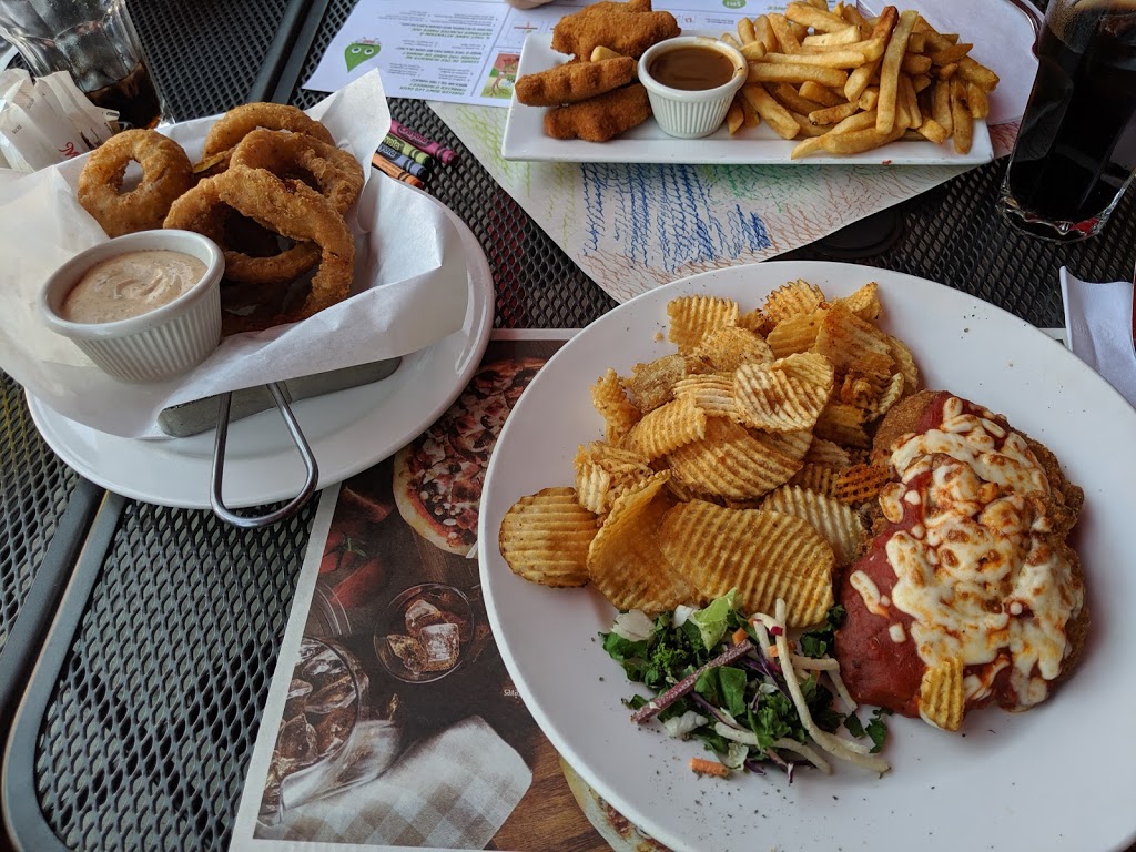 Mikes Berthierville | 1021 Avenue Gilles Villeneuve, Berthierville, QC J0K 1A0, Canada | Phone: (450) 836-1510