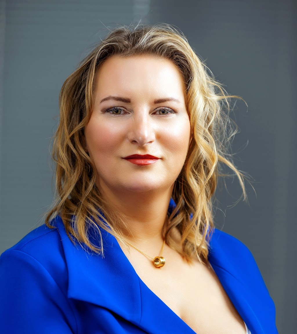 Elizabeth Sharma Realtor | 186 Robert Speck Pkwy, Mississauga, ON L4Z 3G1, Canada | Phone: (416) 818-5491