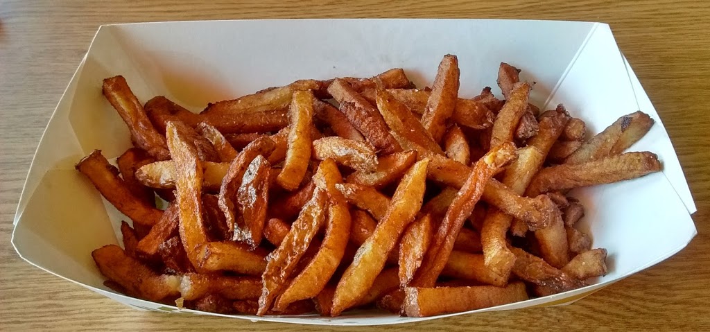 Ginos Pizza & Spaghetti House | 46 Lake St, Rouses Point, NY 12979, USA | Phone: (518) 297-3064