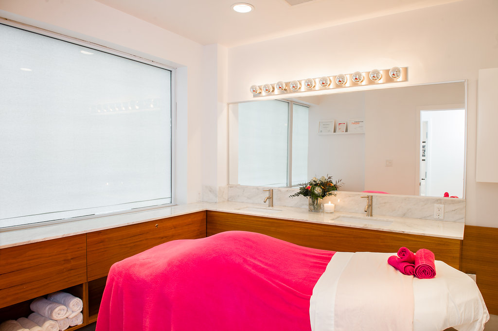 Ritual Hair Skin Beauty | 571 Wellington St W, Toronto, ON M5V 1G3, Canada | Phone: (416) 306-0040