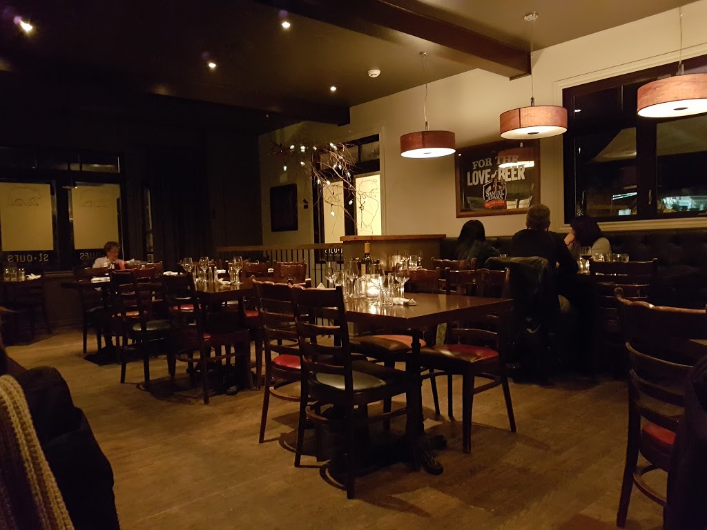 Restaurant Le St-Ours | ---lAchigan,, 1159 Rue Principale, Saint-Roch-de-lAchigan, QC J0K 3H0, Canada | Phone: (450) 705-6877