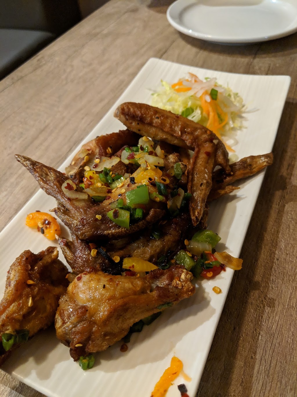Waiting Phở U | 181 Livingstone St E unit 22, Barrie, ON L4M 6Z4, Canada | Phone: (705) 252-2705
