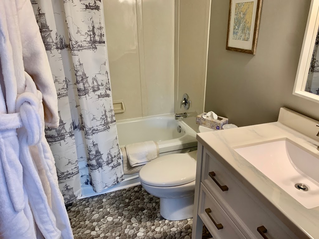 Paradise Inn - Port Elgin ON | 188 Mill St, Port Elgin, ON N0H 2C0, Canada | Phone: (877) 318-0066