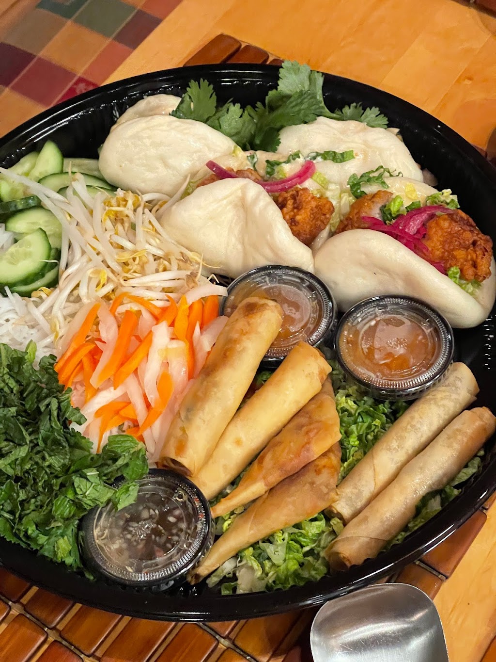 Chez Yummy | 370 Chem. Clarke, Wakefield, QC J0X 3G0, Canada | Phone: (819) 592-5118