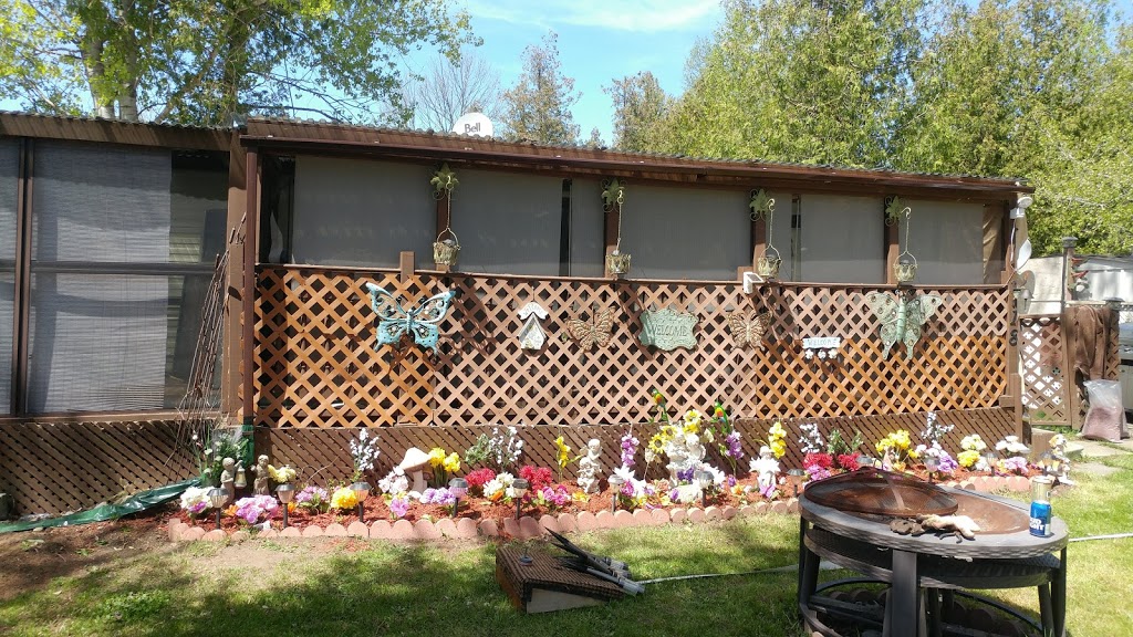Summerbreeze Trailer Park | Trans-Canada Hwy, Cannington, ON L0E 1E0, Canada | Phone: (705) 437-4595