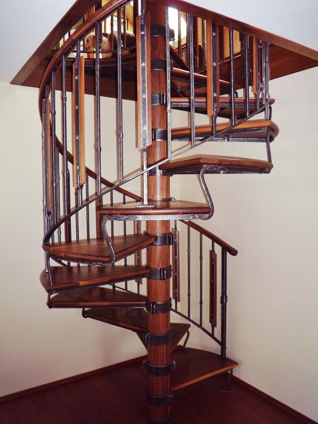 Cheval De Feu - Forgeron | 14 Chemin des Normand, Eastman, QC J0E 1P0, Canada | Phone: (819) 570-5684