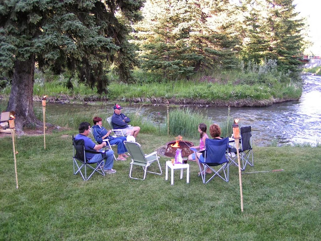 Lost Lemon Campground & Cabins | 11001 19 Ave, Blairmore, AB T0K 0E0, Canada | Phone: (403) 562-2932