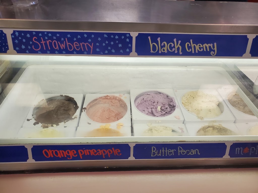 Brums Dairy LTD | 631 Bruham Ave, Pembroke, ON K8A 4Z8, Canada | Phone: (613) 735-2325