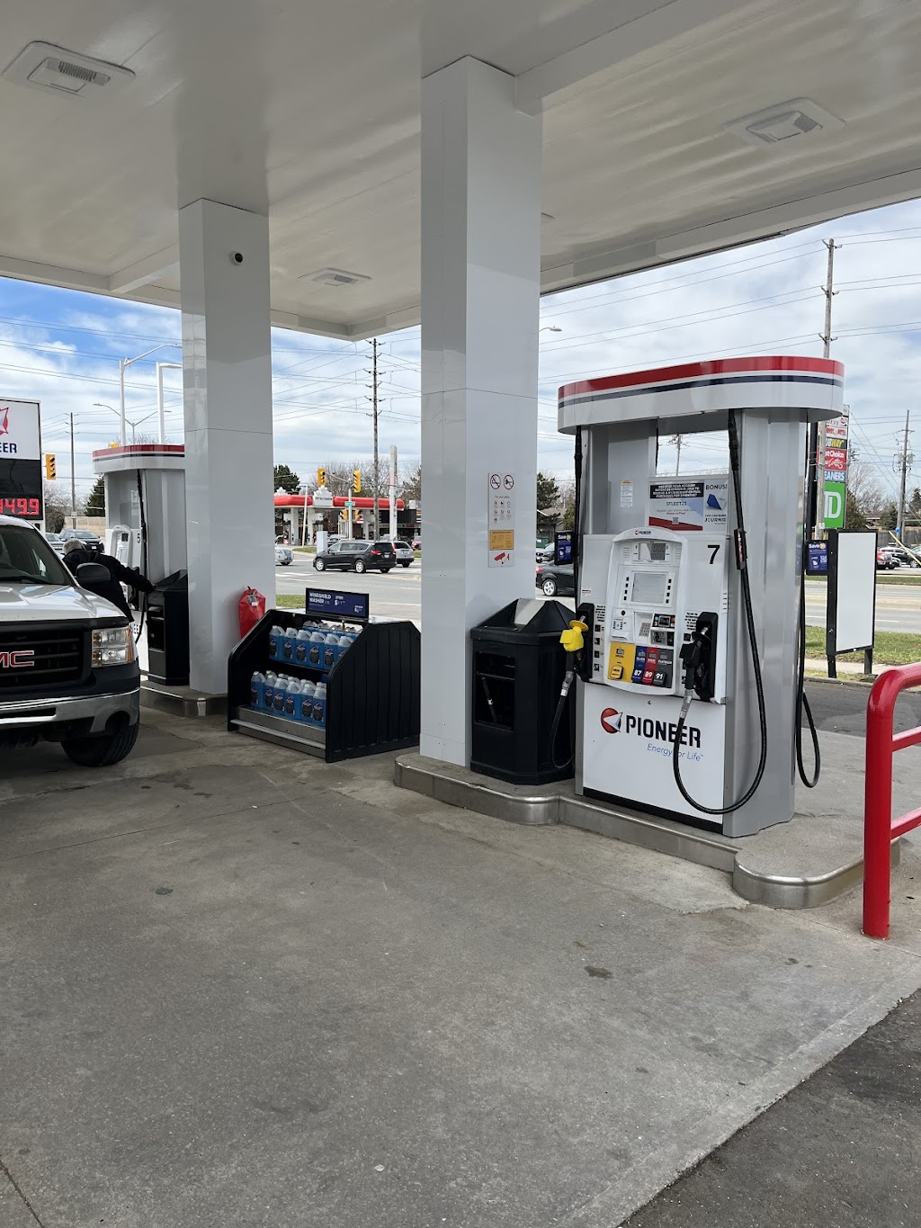 Pioneer - Gas Station | 1085 Commissioners Rd E, London, ON N5Z 4L9, Canada | Phone: (519) 681-4298
