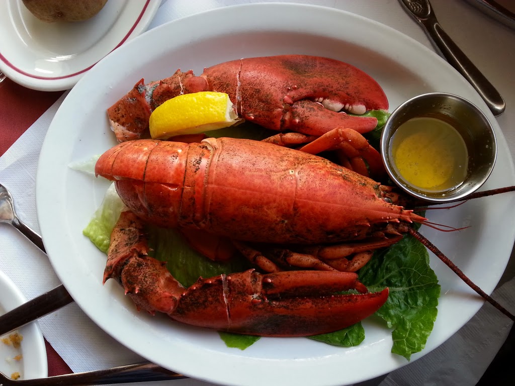 Paturels shore house restaurant | 69 Boulevard Cap Bimet, Grand-Barachois, NB E4P 6X5, Canada | Phone: (506) 532-4774