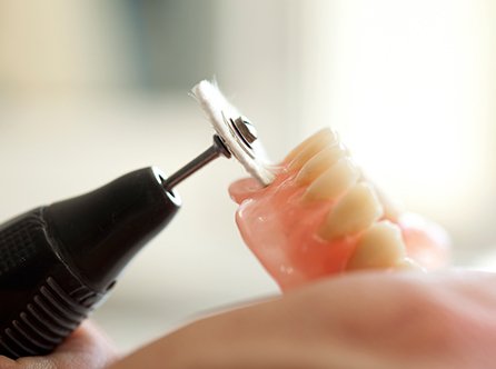 Centre de Denturologie Vicky Chouinard et Alain Bellavance | 97 Boulevard Bégin, Sainte-Claire, QC G0R 2V0, Canada | Phone: (866) 883-2380