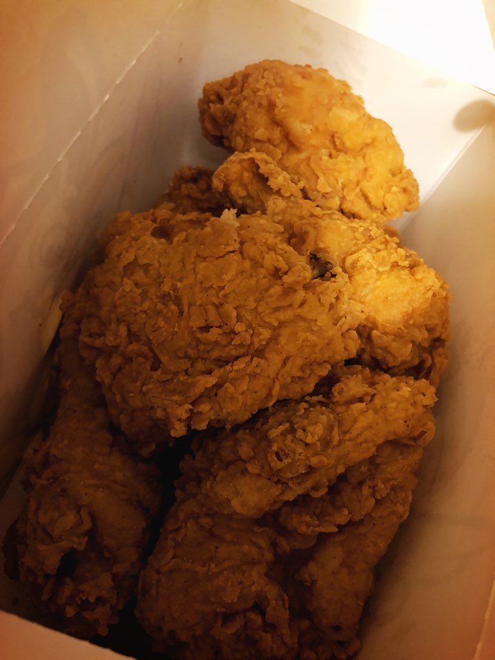 Chester Fried Chicken (Walias) | 228 Isabel St, Winnipeg, MB R3A 1G9, Canada | Phone: (204) 691-1700