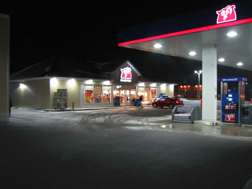 Couche-Tard | 994 Rue Saint-Isidore, Saint-Lin - Laurentides, QC J5M 2V1, Canada | Phone: (450) 439-6109