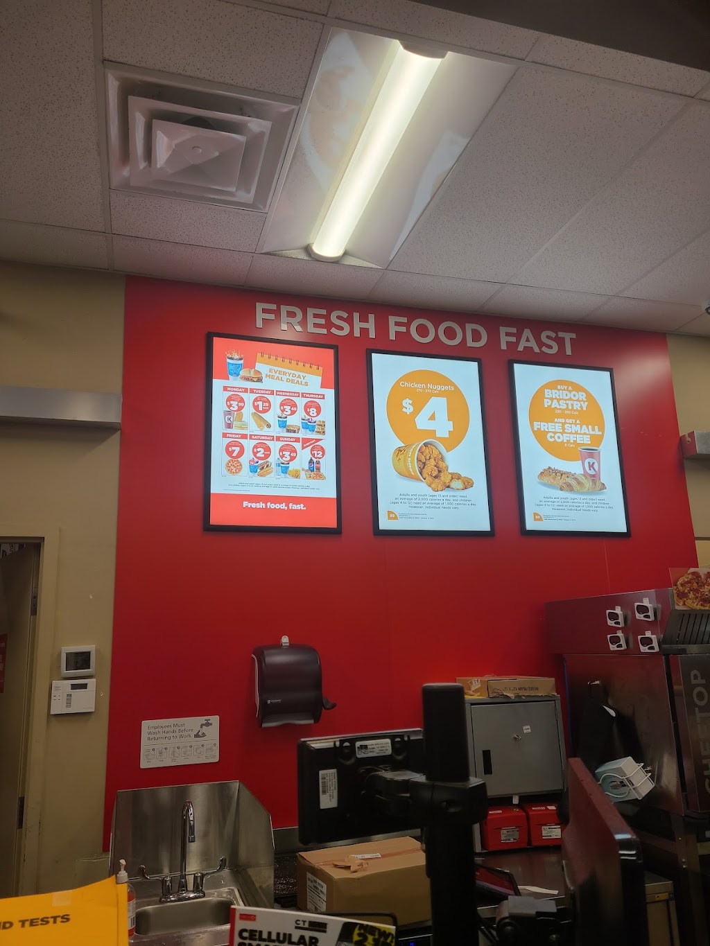 Pete’s Pizza | 4025 Dorchester Rd, Niagara Falls, ON L2E 6N1, Canada | Phone: (905) 358-3333